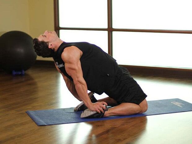 Erkek penisini büyütmeye yardımcı olacak sabah egzersizi